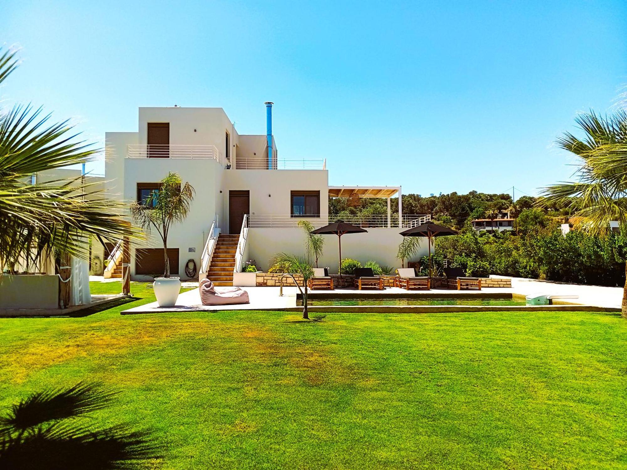 Villa Elia Maroulás